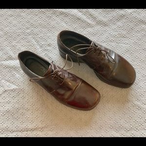 Joan & David brown leather lace-up loafer, wedge, size 6.5